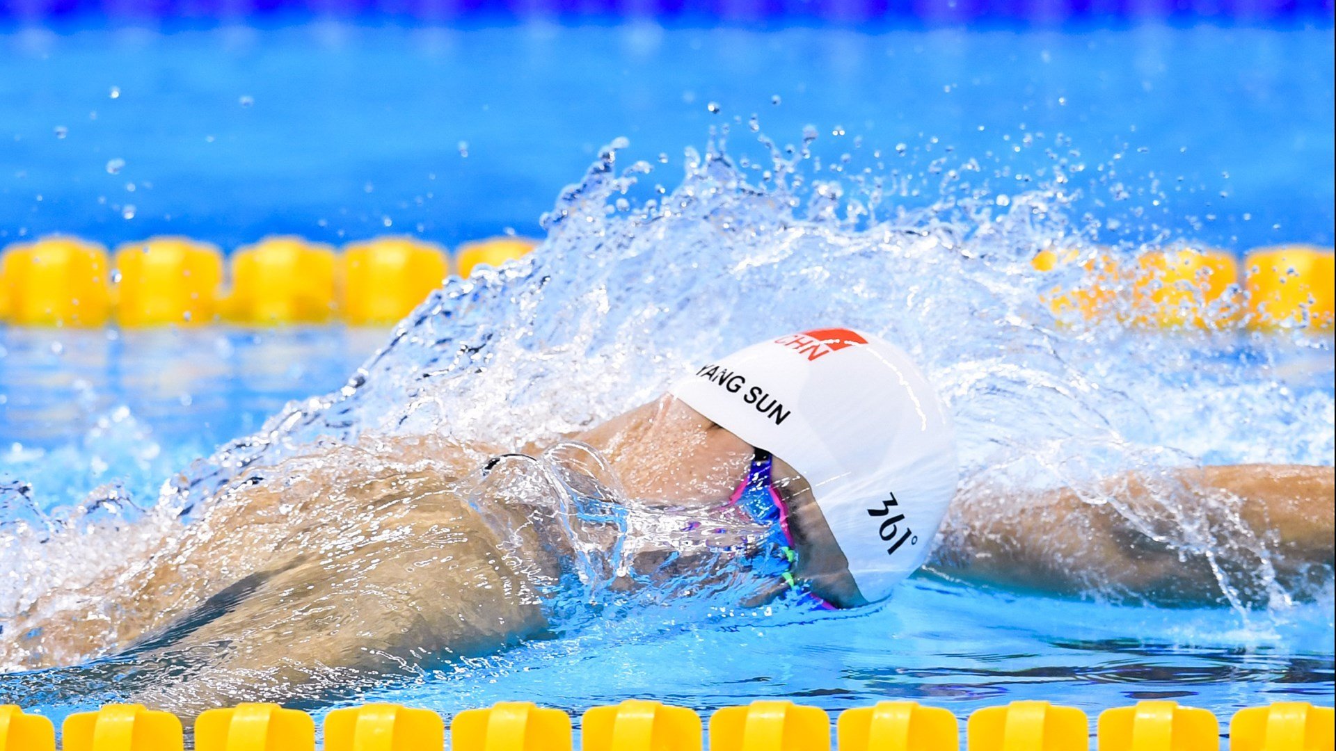 绿色足球场馆“智慧生态”示范工程在多地开展，行业绿色转型加快